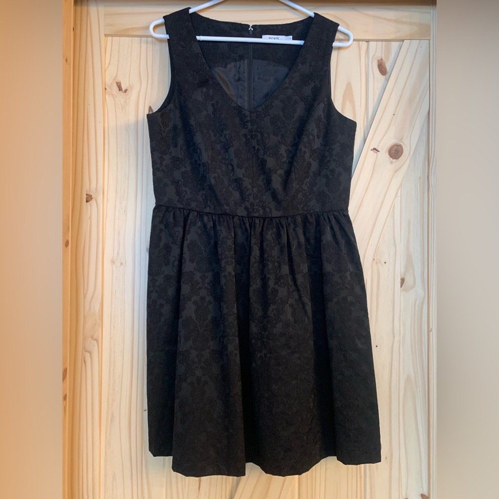 Rickis size 8 little black dress